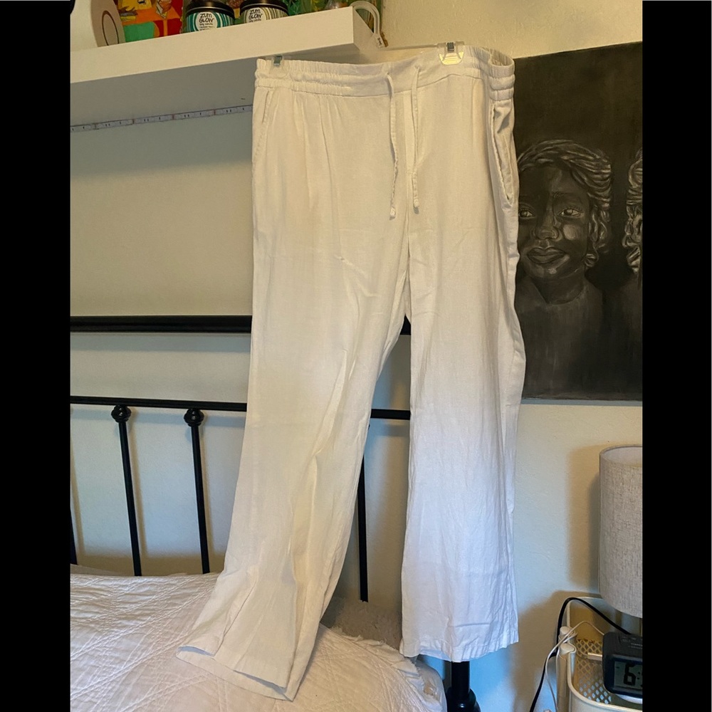 White Loose Pants